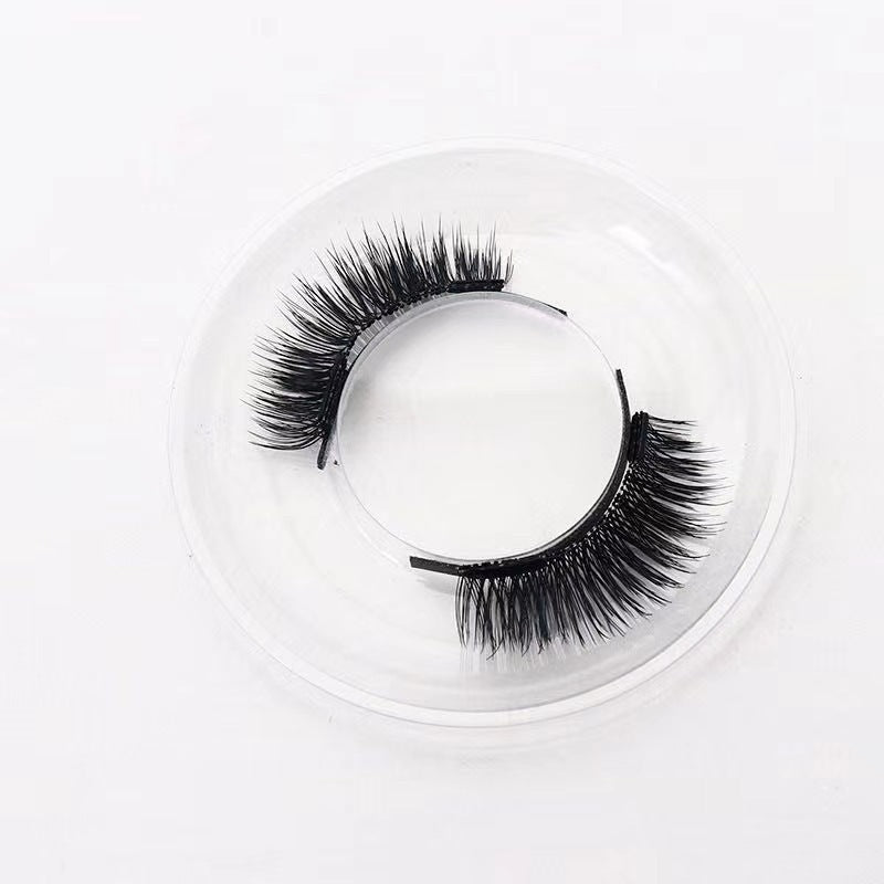 Reusable Magnetic Eyelashes: No Eyeliner Or Glue Needed